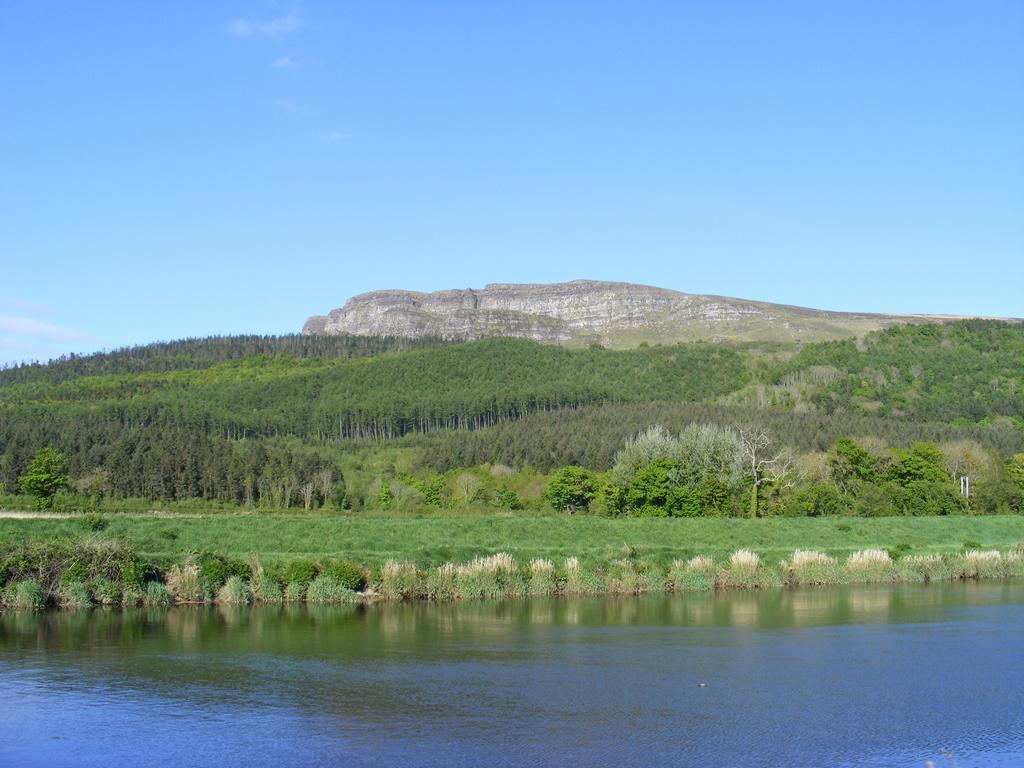 Swanns Bridge Glamping Hotel Limavady Buitenkant foto